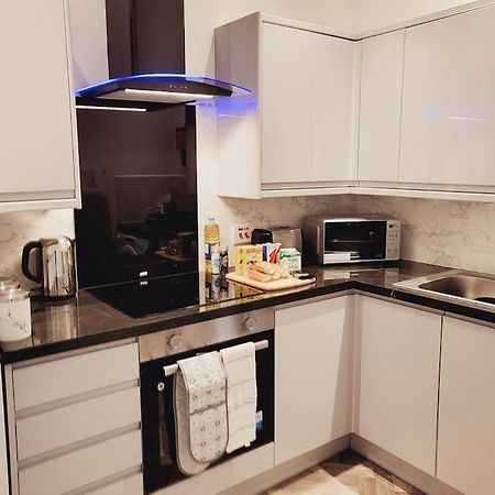 레밍톤 High Street, 2 Bed, Newly Refurb 아파트 외부 사진