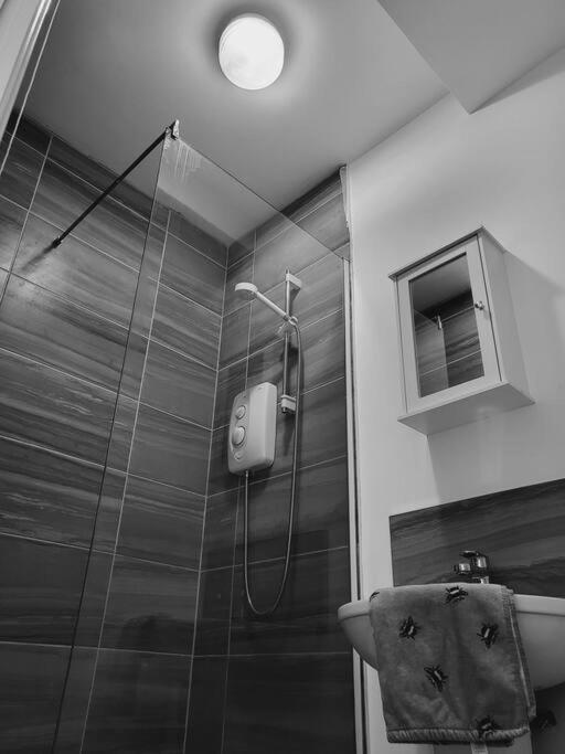 레밍톤 High Street, 2 Bed, Newly Refurb 아파트 외부 사진