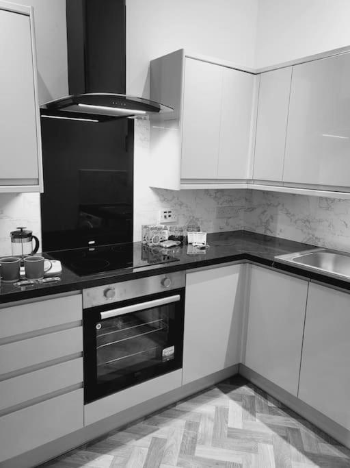 레밍톤 High Street, 2 Bed, Newly Refurb 아파트 외부 사진